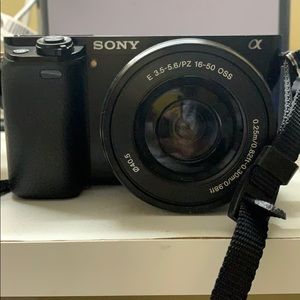 Song A600 E PZ 16-50mm F3.5-5.6 OSS Power Zom Lens